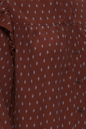 Close up detail of ICHI Carina long sleeve printed blouse. Cappuccino brown with light blue print.