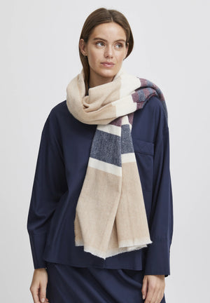 B.Young Vikke Scarf