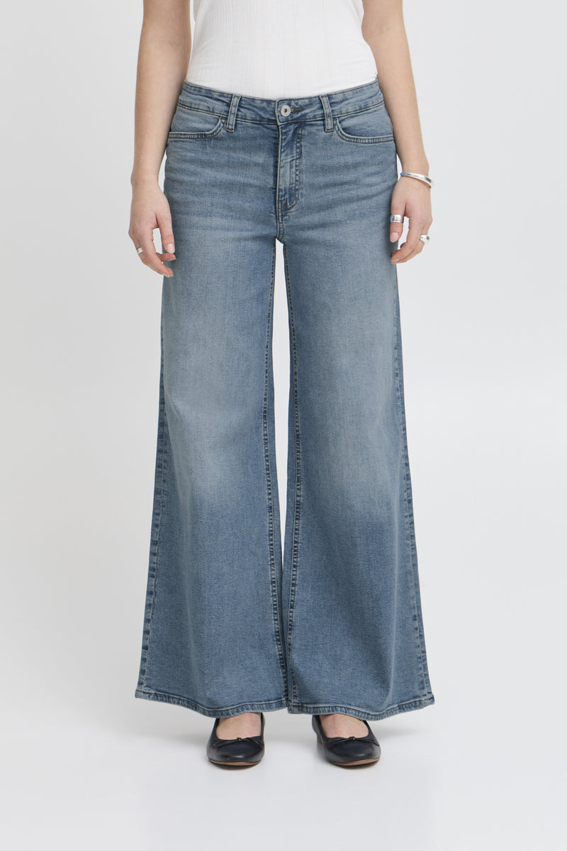 Ichi Twiggy Wide Leg Jeans in Light Blue