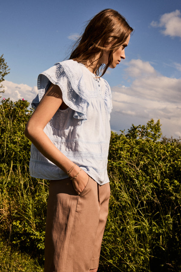 Atelier Reve Demi Short-Sleeve Blouse