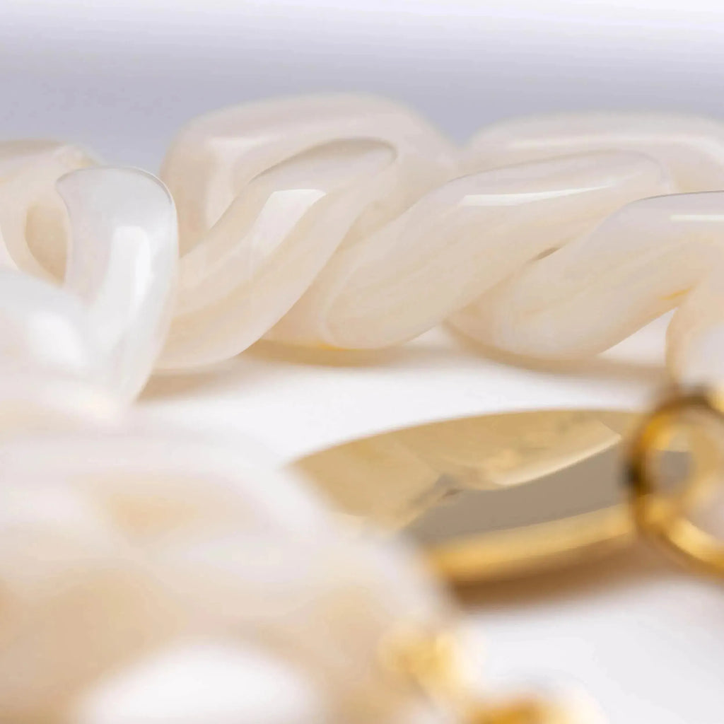 Flat Chain Bracelet in Pearl Marble