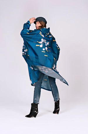 Rainkiss Japanese Blossom Poncho