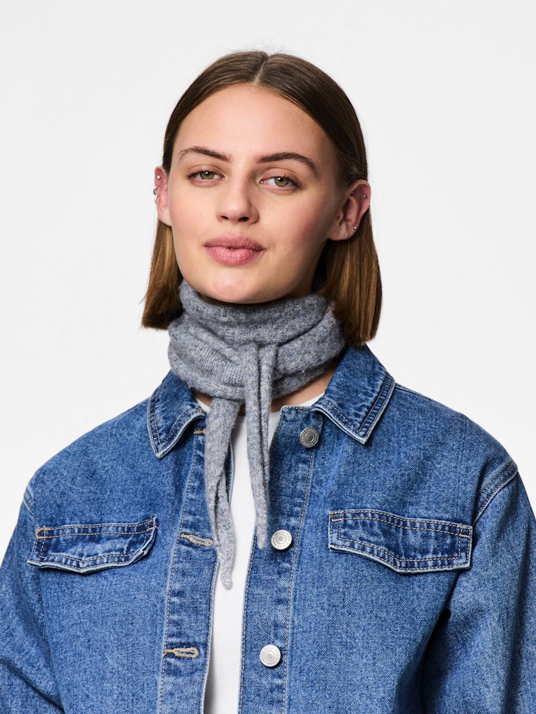 Pieces Minna Scarf.