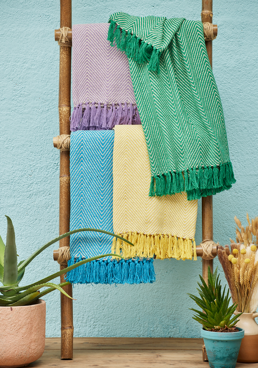Wide Chevron Recycled Cotton Throw