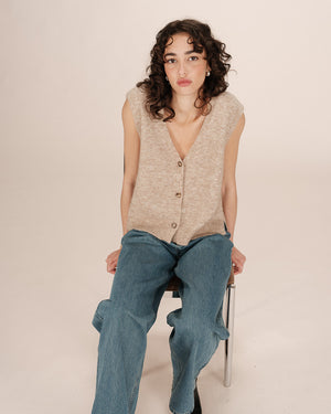 Grace & Mila Santa Beige Sleeveless Cardigan