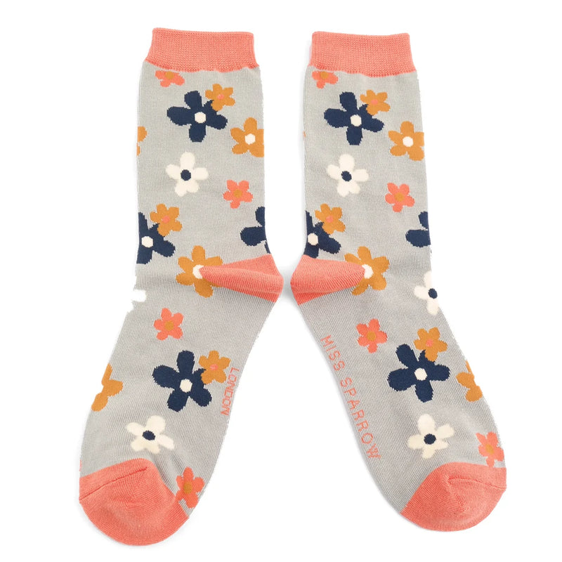 Miss Sparrow Cute Daisy Bamboo Socks