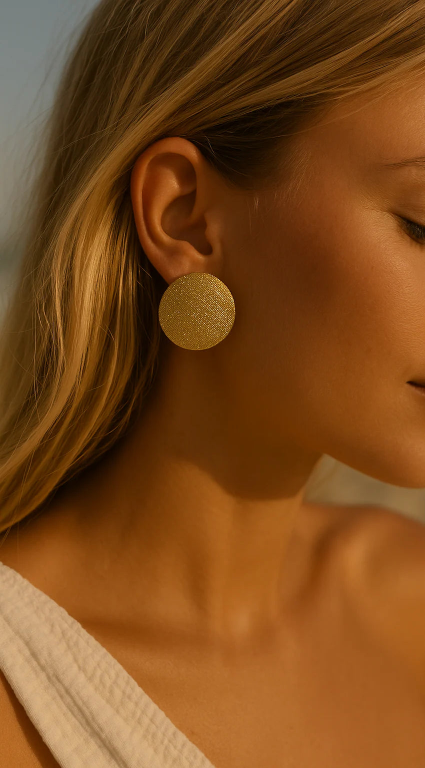 Waterproof Textured Round Studs