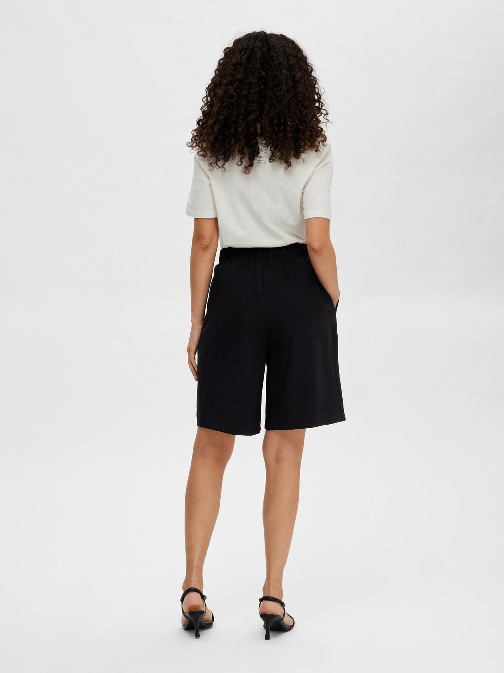 Selected Femme Tinni shorts
