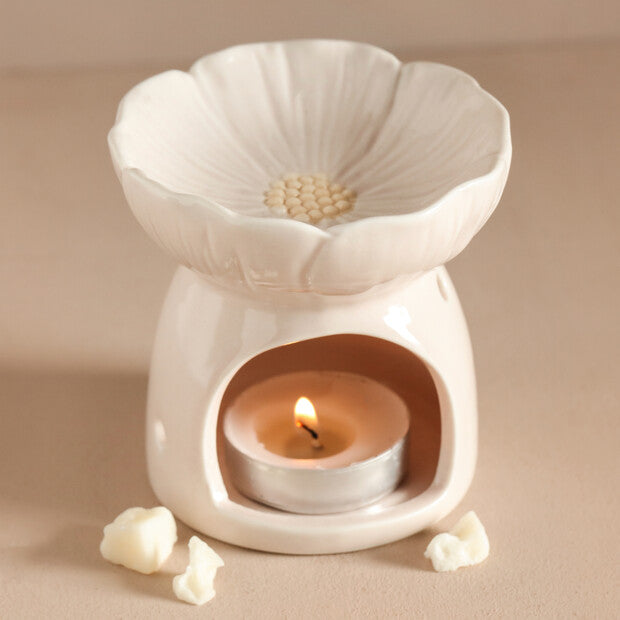 https://mint-teaboutique.com/cdn/shop/products/pink-blossom-ceramic-wax-melt-burner-0v8a1266-620x620_2400x.jpg?v=1675195461